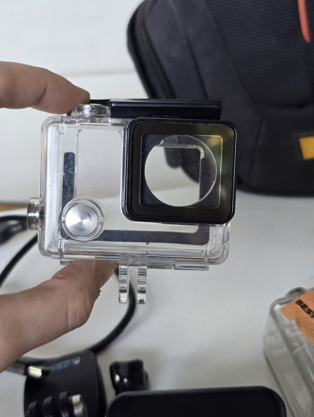 Go Pro Hero 4 & Accessories - Picture 10 of 13